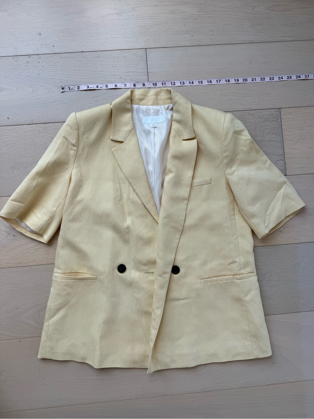 Zara Short Sleeve Blazer in Pale Yellow